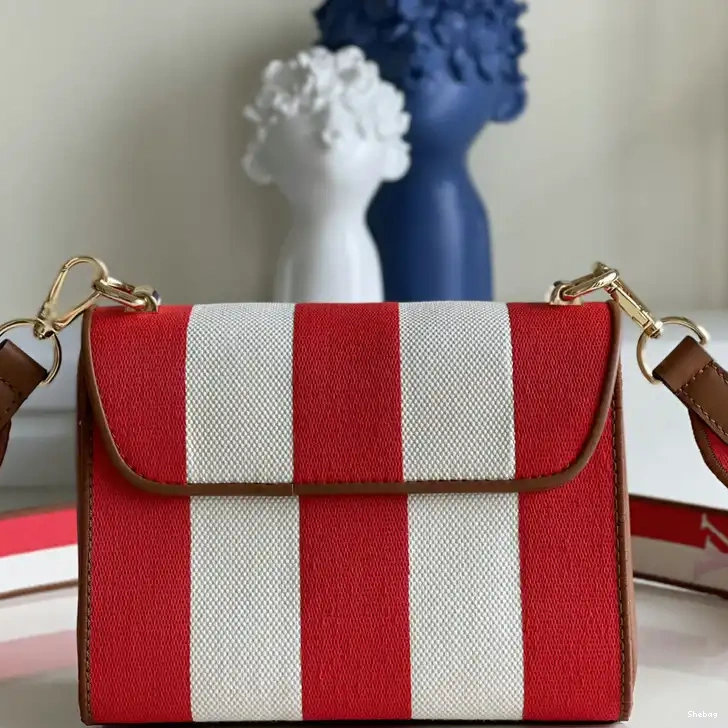 Bag 2109YA0125 LV 0723